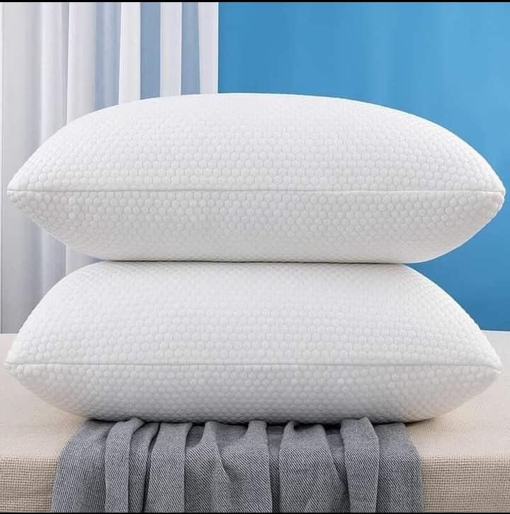 Oreiller Confort Plus – 100% Coton | Garnissage Fibre Siliconée 900g